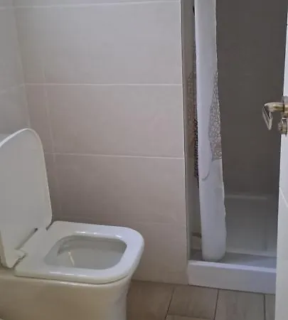 La Marina Guest house